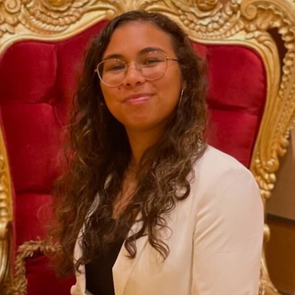 Meet your Posher, Gianna